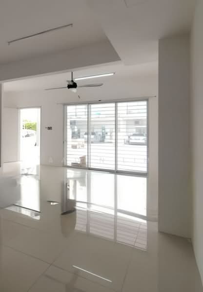 Semi-Detached House for Rent in Taman Baiduri (Dengkil) - Aaden Lim - Interior - PropertyGuru.com.my