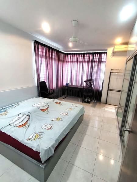 Rumah Teres 2.5 Tingkat untuk Dijual di Taman Setia Indah (Tebrau) - Alan Tia - Bedroom - PropertyGuru.com.my