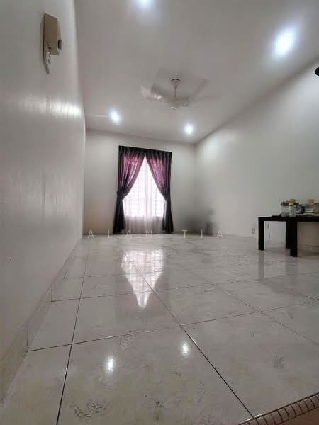 Rumah Teres 2.5 Tingkat untuk Dijual di Taman Setia Indah (Tebrau) - Alan Tia - PropertyGuru.com.my