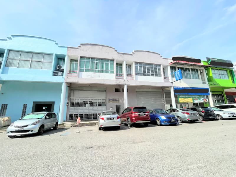 Kilang untuk Disewa di Taman Perindustrian Bukit Serdang (Seri Kembangan) - Andrew Lee - Exterior - PropertyGuru.com.my