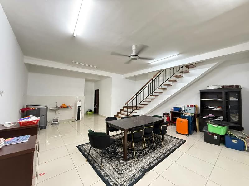 2-storey Terraced House for Sale in Denai Alam (Shah Alam) - Amzar Faiz - Dining Room - PropertyGuru.com.my