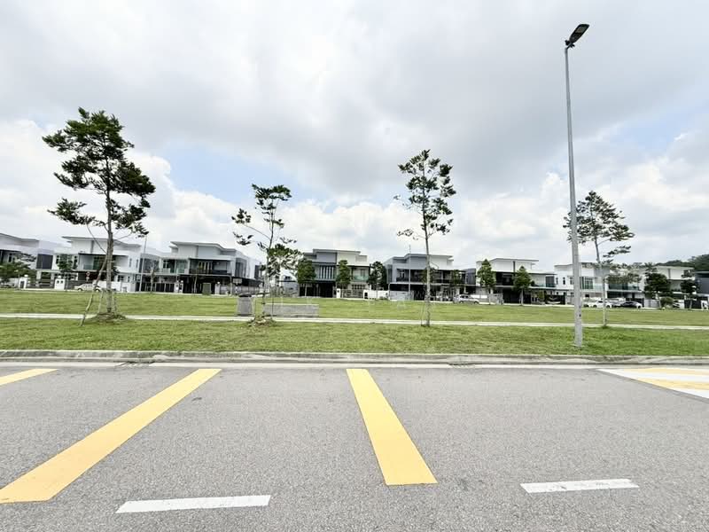 Rumah Kluster untuk Dijual di Mutiara Rini (Skudai) - Yik Tat - PropertyGuru.com.my
