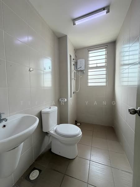Rumah Teres 2 Tingkat untuk Dijual di Kota Emerald (Rawang) - Tiffany Yang - Bathroom - PropertyGuru.com.my