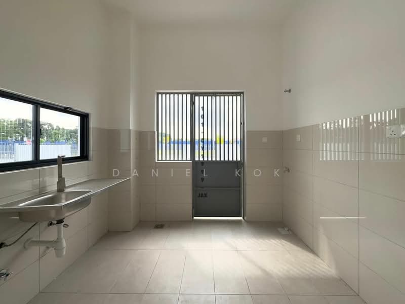 2-storey Terraced House for Sale in Setia Indah (Setia Alam) - Daniel Kok - Kitchen - PropertyGuru.com.my