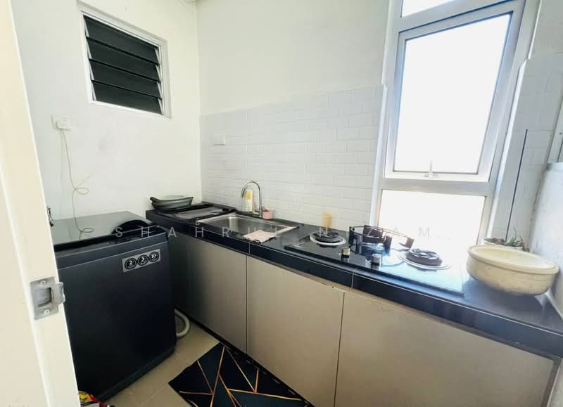 Condominium for Sale at Lakefront Homes - Shahrul Nizam - Kitchen - PropertyGuru.com.my
