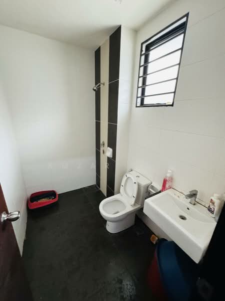 2-storey Terraced House for Sale in Denai Alam (Shah Alam) - Amzar Faiz - Bathroom - PropertyGuru.com.my