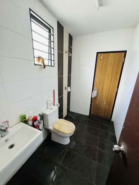2-storey Terraced House for Sale in Denai Alam (Shah Alam) - Amzar Faiz - Bathroom - PropertyGuru.com.my