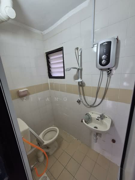 Pangsapuri untuk Disewa di Damai Apartment - Ziyang Chen - Bathroom - PropertyGuru.com.my