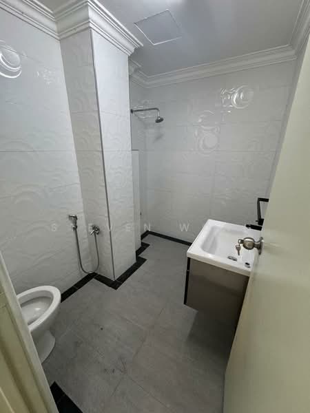Rumah Teres 2 Tingkat untuk Dijual di Taman Desa (Kuala Lumpur) - Steven Wong - Bathroom - PropertyGuru.com.my