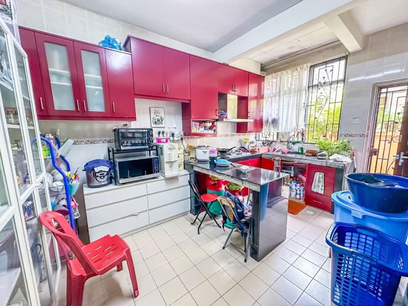 Rumah Teres 2 Tingkat untuk Dijual di Seksyen 33 (Shah Alam) - Aliff Iqbal - PropertyGuru.com.my