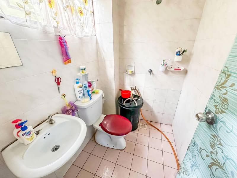Rumah Teres 2 Tingkat untuk Dijual di Seksyen 33 (Shah Alam) - Aliff Iqbal - PropertyGuru.com.my