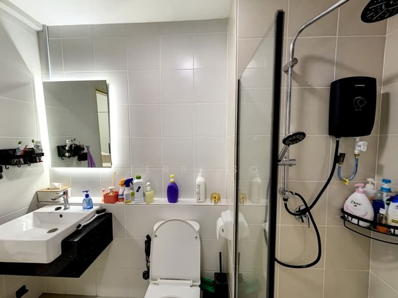 Kondominium untuk Disewa di Havana Beach Residences - Jerry So - Bathroom - PropertyGuru.com.my
