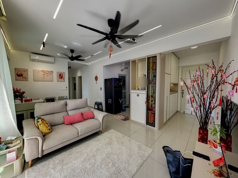 Kondominium untuk Disewa di Havana Beach Residences - Jerry So - Living Room - PropertyGuru.com.my