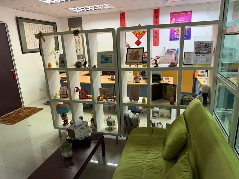 Shop / Office for Sale in Bay Avenue (Bayan Lepas) - Lilly . - Interior - PropertyGuru.com.my