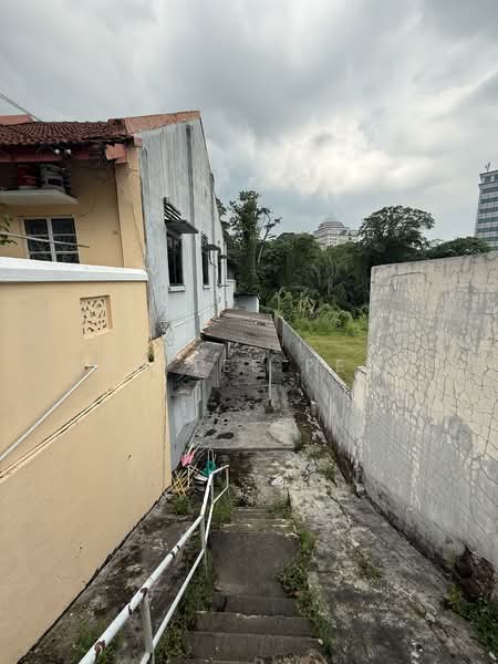 2-storey Terraced House for Rent in Johor Bahru (Johor) - Loh Lee Peng - Exterior - PropertyGuru.com.my