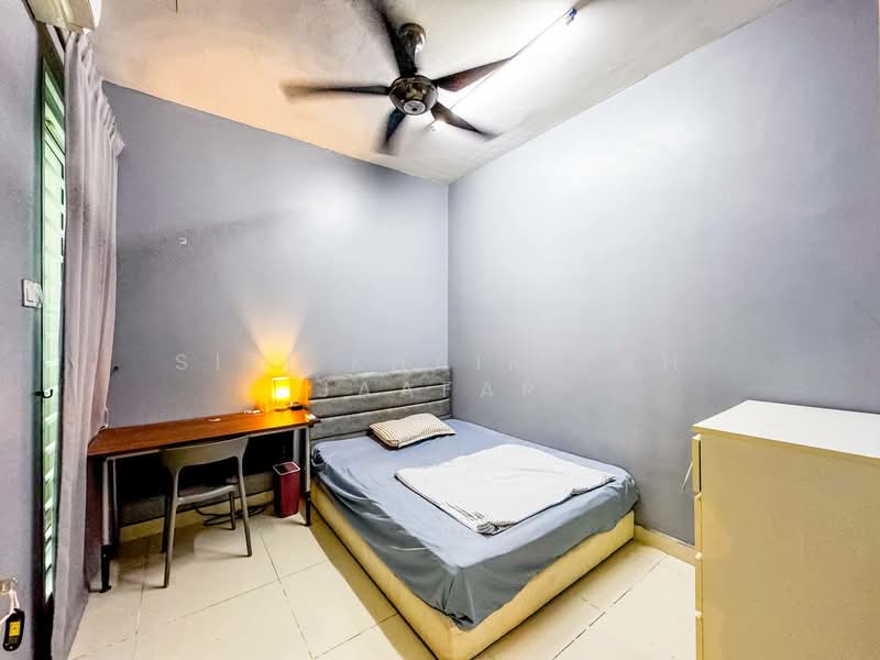 2-storey Terraced House for Sale in Denai Alam (Shah Alam) - SITI KHAIRIYAH JAAFAR - Bedroom - PropertyGuru.com.my