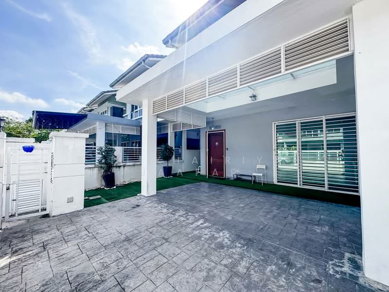 2-storey Terraced House for Sale in Denai Alam (Shah Alam) - SITI KHAIRIYAH JAAFAR - Exterior - PropertyGuru.com.my