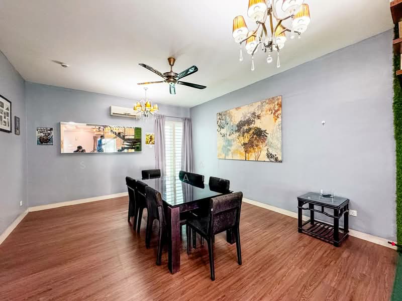 2-storey Terraced House for Sale in Denai Alam (Shah Alam) - SITI KHAIRIYAH JAAFAR - Dining Room - PropertyGuru.com.my