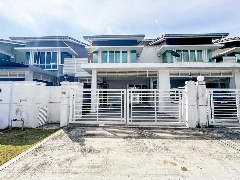 2-storey Terraced House for Sale in Denai Alam (Shah Alam) - SITI KHAIRIYAH JAAFAR - Exterior - PropertyGuru.com.my
