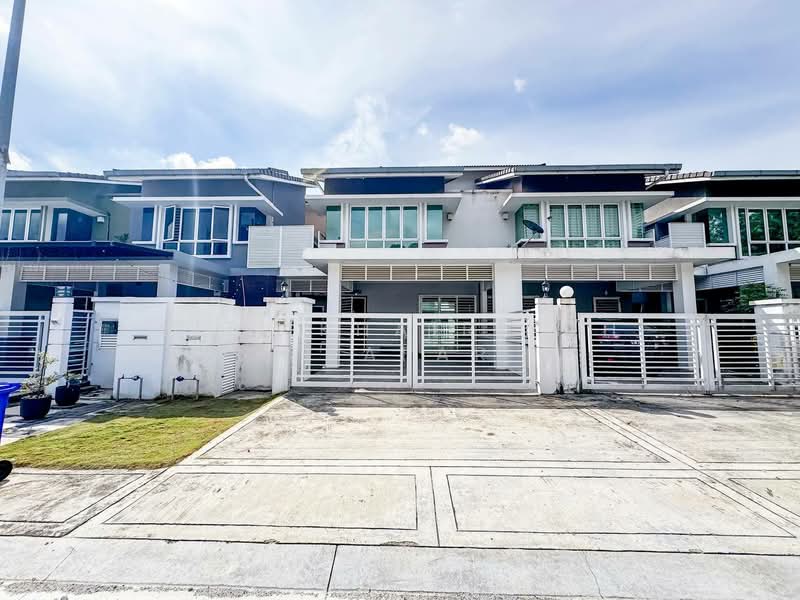 2-storey Terraced House for Sale in Denai Alam (Shah Alam) - SITI KHAIRIYAH JAAFAR - Exterior - PropertyGuru.com.my