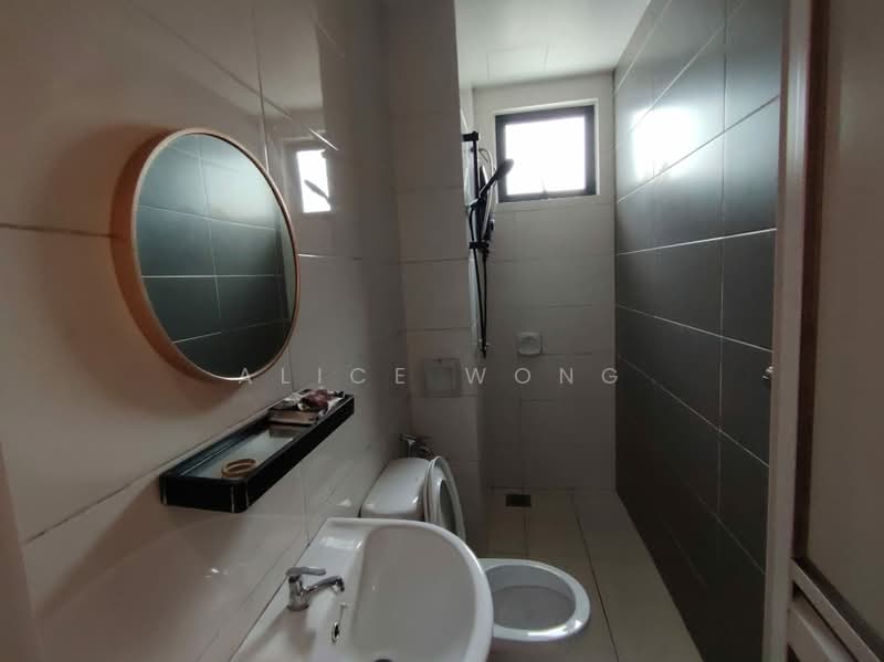 Servis Apartment untuk Disewa di Maple Residences @ Bandar Bestari Klang - Alice Wong - Bathroom - PropertyGuru.com.my
