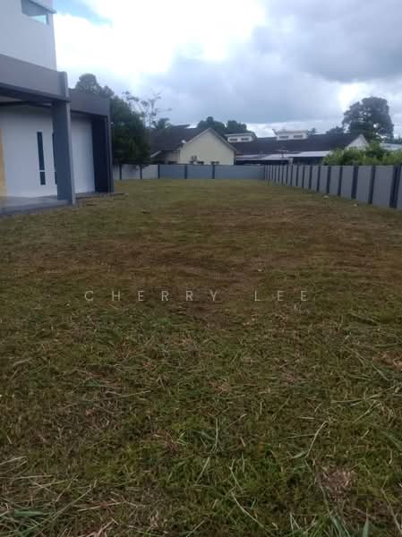 Semi-Detached House for Sale in Kuching (Sarawak) - Cherry Lee - PropertyGuru.com.my