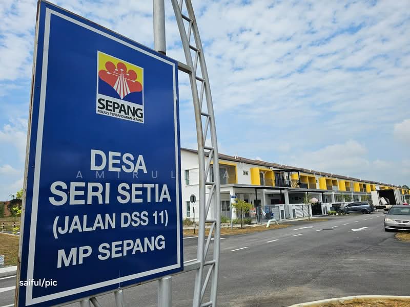 Rumah Teres 2 Tingkat untuk Dijual di Desa Seri Setia (Sepang) - Amirul Nasyriq - Exterior - PropertyGuru.com.my