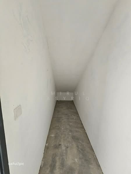 Rumah Teres 2 Tingkat untuk Dijual di Desa Seri Setia (Sepang) - Amirul Nasyriq - Corridor - PropertyGuru.com.my