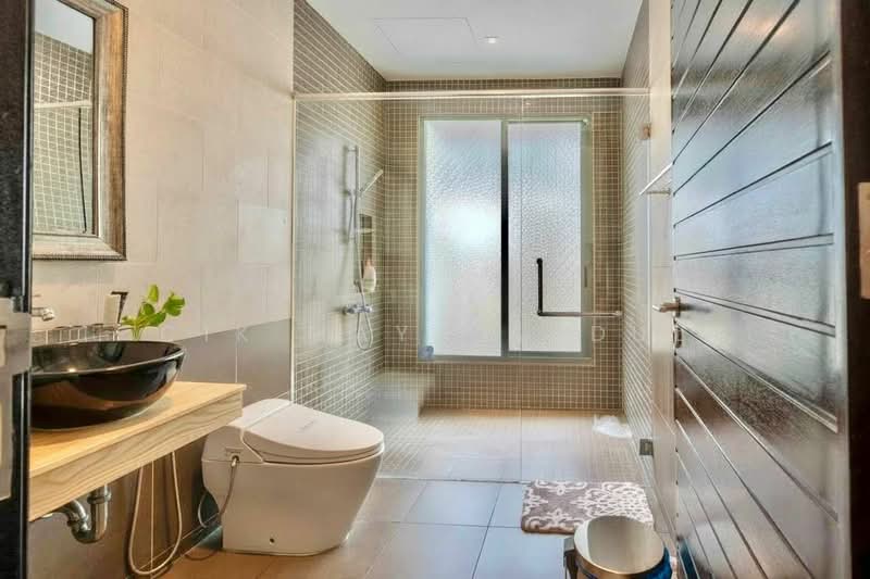 Rumah Banglo untuk Dijual di Ampang Jaya (Ampang) - Cik Maya Abdul - Bathroom - PropertyGuru.com.my