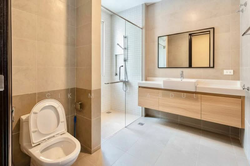 Rumah Banglo untuk Dijual di Ampang Jaya (Ampang) - Cik Maya Abdul - Bathroom - PropertyGuru.com.my