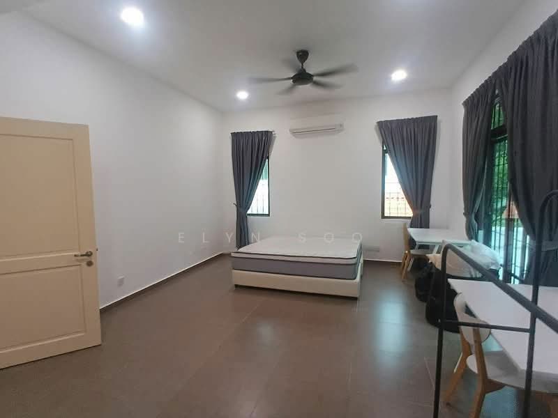 Rumah Berkembar untuk Disewa di Kota Kemuning (Shah Alam) - Elyn Soo - Bedroom - PropertyGuru.com.my