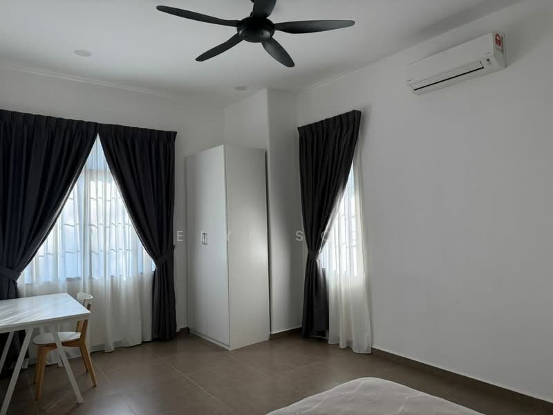 Semi-Detached House for Rent in Kota Kemuning (Shah Alam) - Elyn Soo - Bedroom - PropertyGuru.com.my