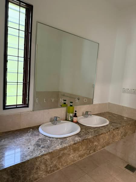 Semi-Detached House for Rent in Kota Kemuning (Shah Alam) - Elyn Soo - Bathroom - PropertyGuru.com.my