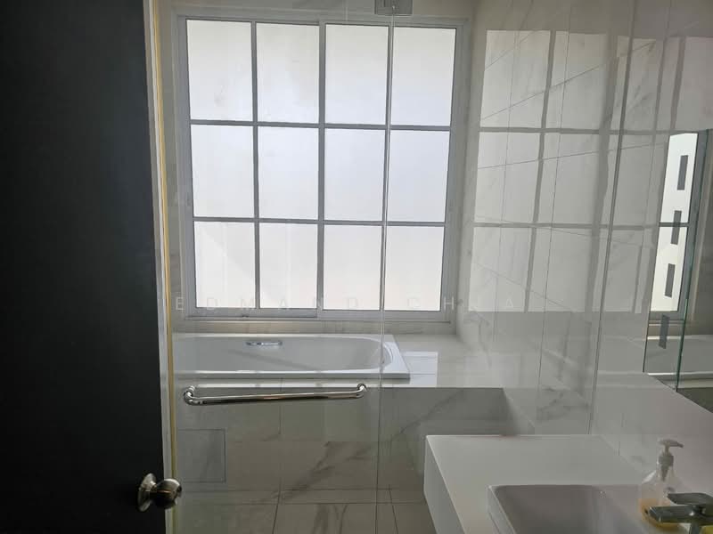 Semi-Detached House for Sale in Semenyih (Selangor) - Edmand Chia - Bathroom - PropertyGuru.com.my