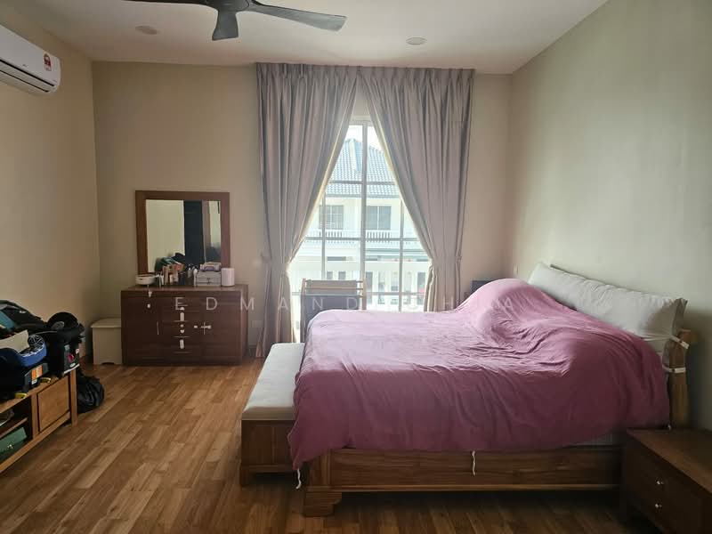 Semi-Detached House for Sale in Semenyih (Selangor) - Edmand Chia - Bedroom - PropertyGuru.com.my