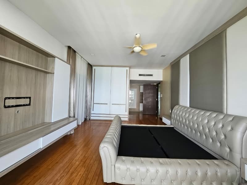 Condominium for Sale at One Tanjong Condominium - Lilly . - Bedroom - PropertyGuru.com.my