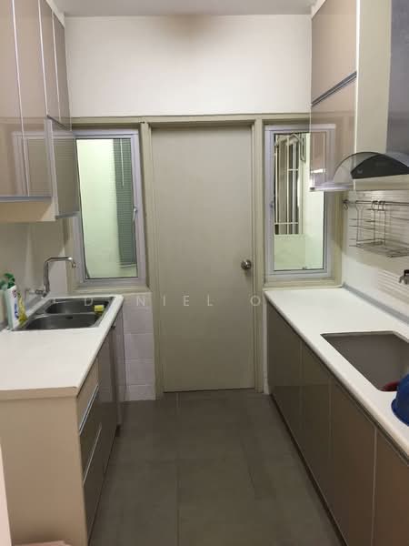 Kondominium untuk Dijual di Green Avenue Condominium - Daniel Ong - Kitchen - PropertyGuru.com.my