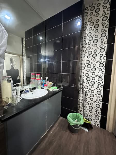 Shop / Office for Rent in Kepong (Kuala Lumpur) - Kenji Ti - Bathroom - PropertyGuru.com.my