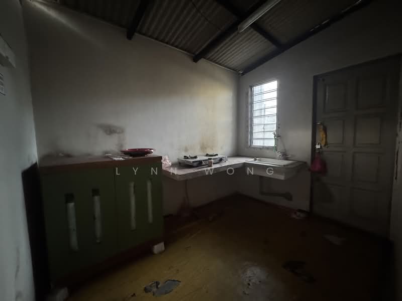 1-storey Terraced House for Rent in Bukit Chagar (Johor Bahru) - Lynn Wong - Kitchen - PropertyGuru.com.my