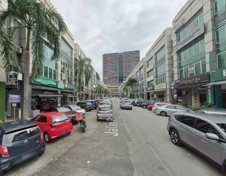Shop for Sale in Bandar Puteri Puchong (Puchong) - Wayne Chong - Exterior - PropertyGuru.com.my