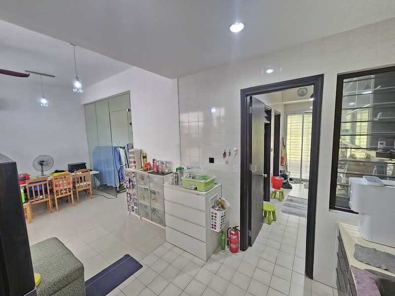 Rumah Teres 2 Tingkat untuk Dijual di Bukit Jelutong (Shah Alam) - Winny Su - Living Room - PropertyGuru.com.my