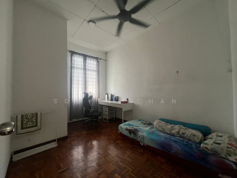 Rumah Teres 2 Tingkat untuk Dijual di Taman Puncak Jalil (Seri Kembangan) - Soo Yee Chan - Bedroom - PropertyGuru.com.my