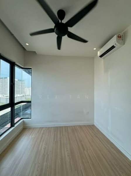 Servis Apartment untuk Disewa di UNIO Residence - Rex Tan - View - PropertyGuru.com.my