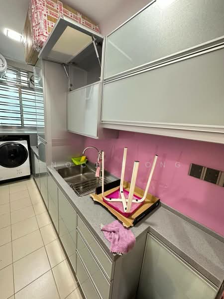 Pangsapuri untuk Disewa di D'Rich Executive Suites - Enoch Liong - Kitchen - PropertyGuru.com.my