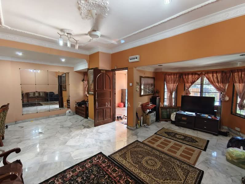 2-storey Terraced House for Sale in Usj 11 (Subang Jaya) - Fatin Azemi - Living Room - PropertyGuru.com.my
