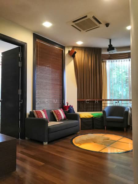 Bungalow for Sale in Kepong Baru (Kepong) - Jasemin Chia - Living Room - PropertyGuru.com.my
