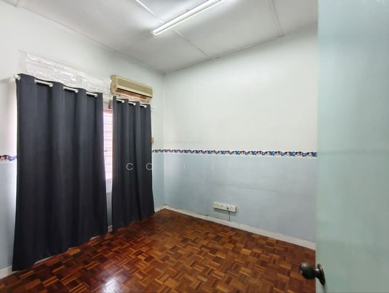 Rumah Teres 2 Tingkat untuk Dijual di Taman Midah (Cheras) - Coyi Lim - Bedroom - PropertyGuru.com.my