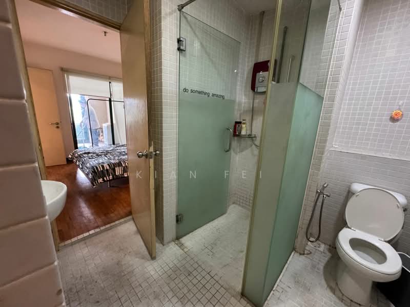 Kondominium untuk Disewa di 10 Semantan Suites - Kian Fei - Bedroom - PropertyGuru.com.my