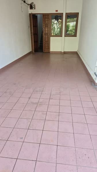 For Rent - Taman Kesuma