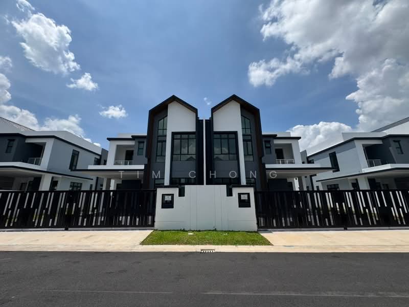 Rumah Berkembar untuk Dijual di Skudai (Johor) - Tim Chong - PropertyGuru.com.my